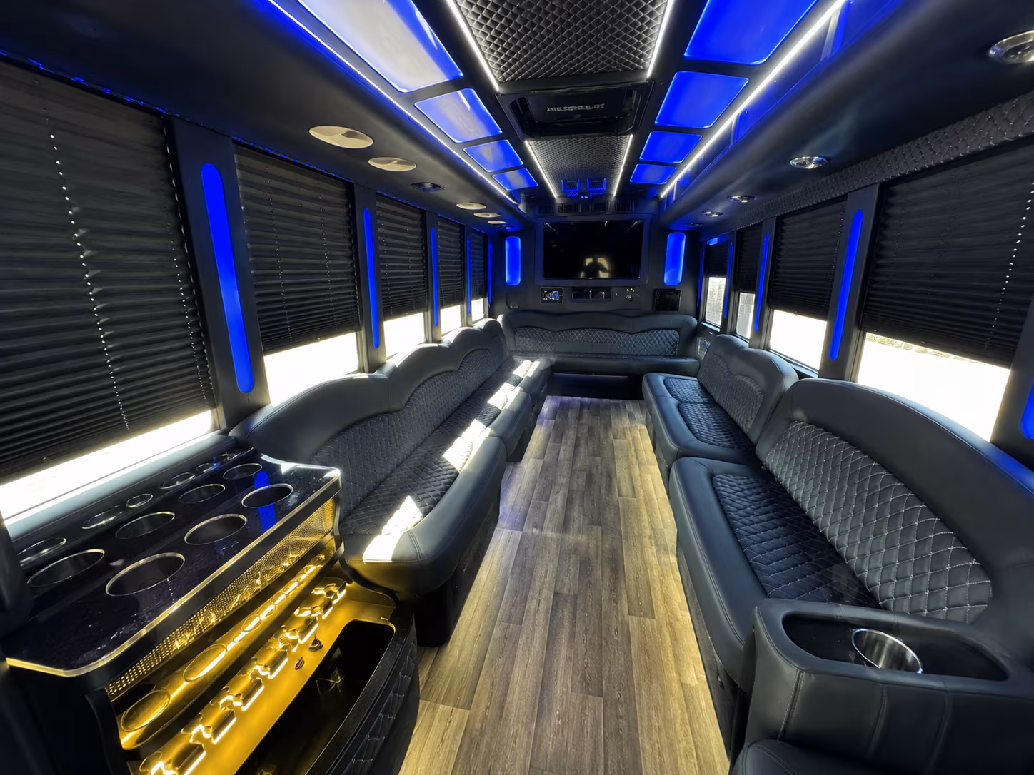 find meriden holiday party bus rental