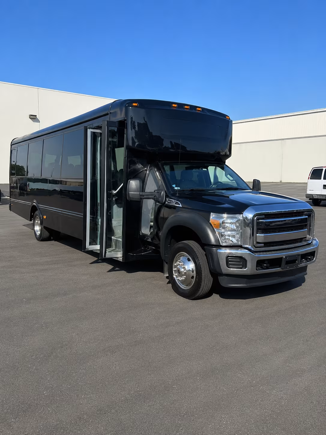 providence prom party bus and charter bus rentals