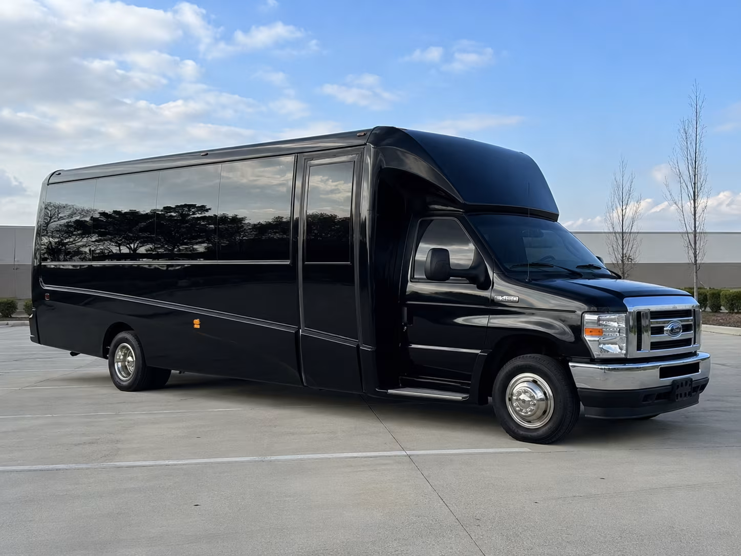 wedding shuttles prom buses and special occasion transportation in meriden